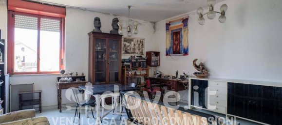 2 bedrooms Apartment in Taranto, Italy No. 97672 8