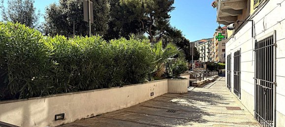 Propiedad comercial en Vado Ligure, Italy 200 m² No. 301915 20