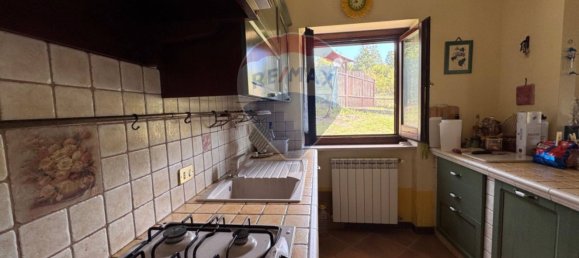 2 Schlafzimmer Haus in Vinchiaturo, Italy, Nr. 323918 20