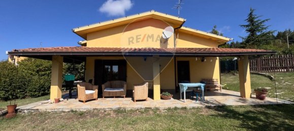 2 Schlafzimmer Haus in Vinchiaturo, Italy, Nr. 323918 2