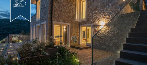 4 rooms Villa in Castiglione della Pescaia, Italy No. 59969 3