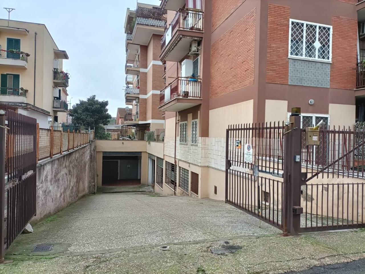 Garagem em Rome, Italy 44 m² N.º 29017