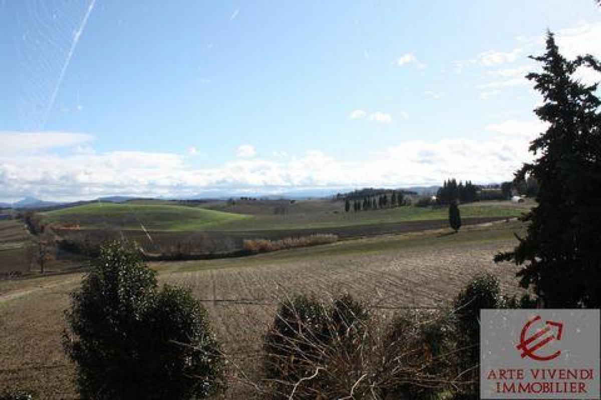 5 bedrooms House in Limoux, France No. 30197