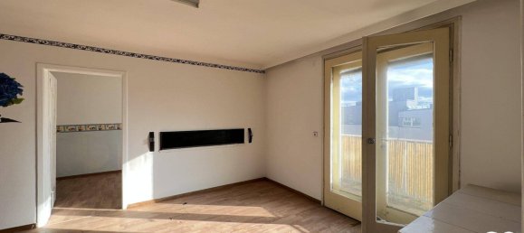 4-salle Appartement à Rudolfsheim-Funfhaus, Austria No. 208637 8