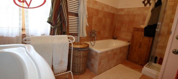 Villa de 8 habitaciónes en Bucine, Italy No. 231102 34