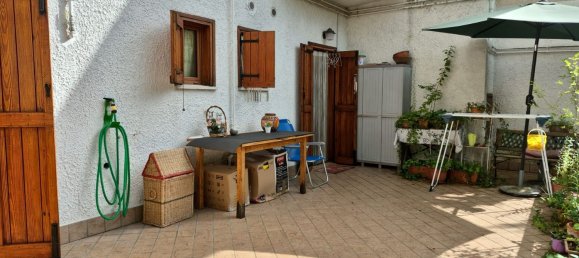 2 bedrooms Apartment in Carsoli, Italy No. 326457 4