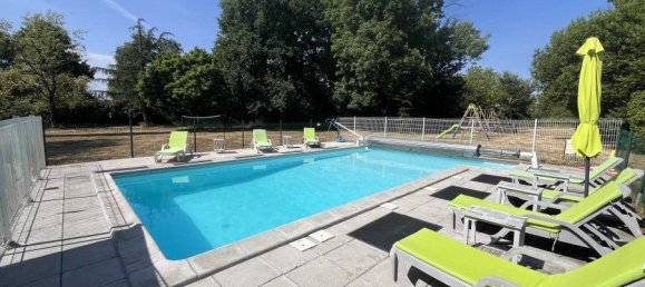 13 bedrooms Castles in Charente, France No. 340751 2