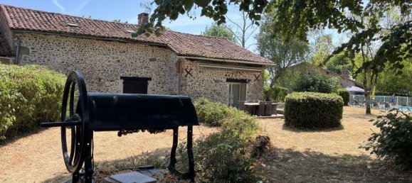 13 bedrooms Castles in Charente, France No. 340751 6