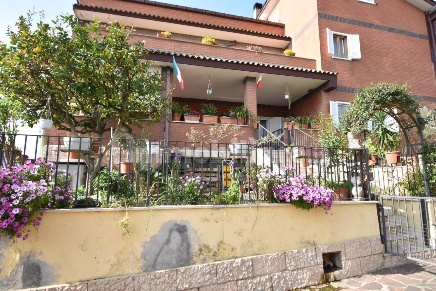 Villa de 3 dormitorios en Rome, Italy No. 365177