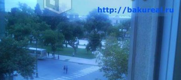 4 bedrooms Apartment in Baku, Azerbaijan No. 618 28