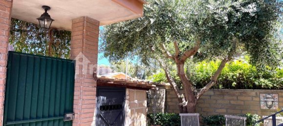 Villa de 4 dormitorios en Rome, Italy No. 261429 2