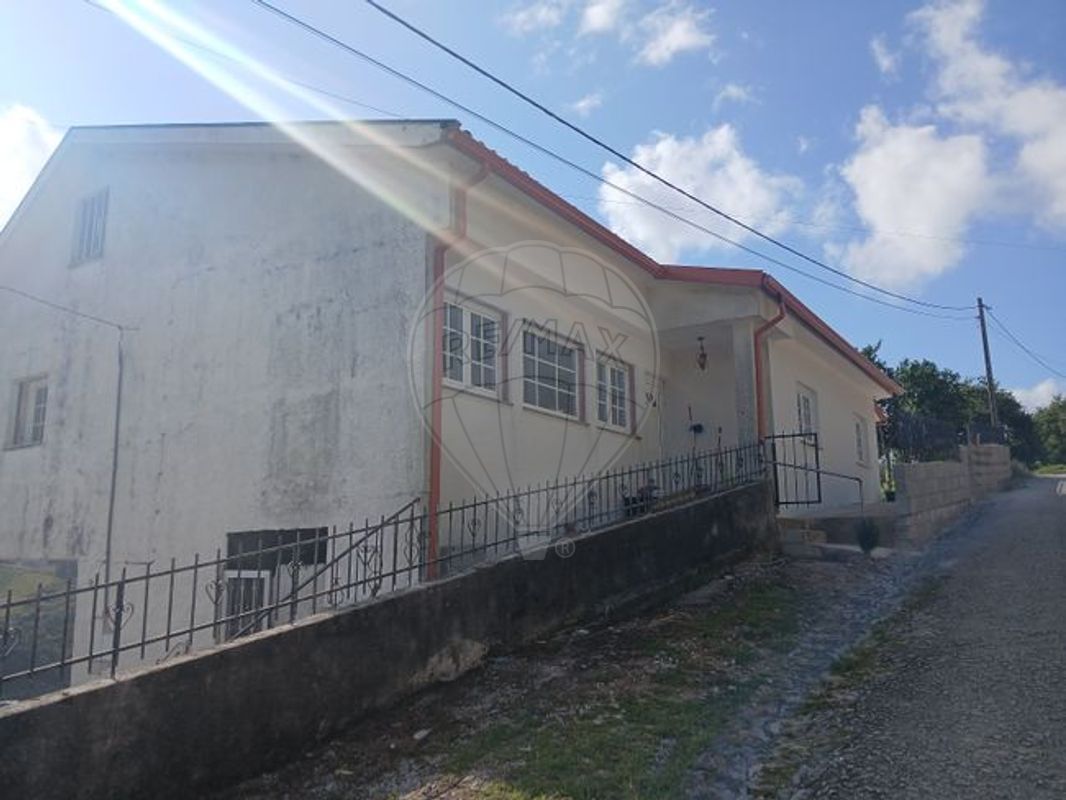 3 غرف نوم منزل في Vila Verde, Portugal رقم 11266