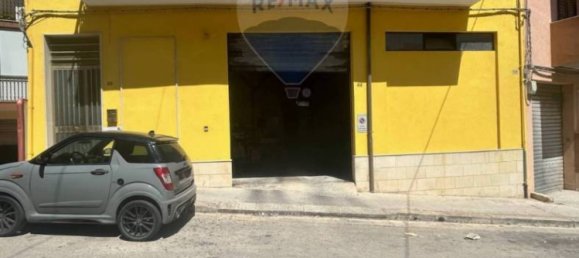 Casa de 4 dormitorios en Ragusa, Italy No. 351557 3