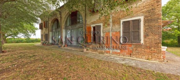 4 bedrooms Villa in Commessaggio, Italy No. 292796 4
