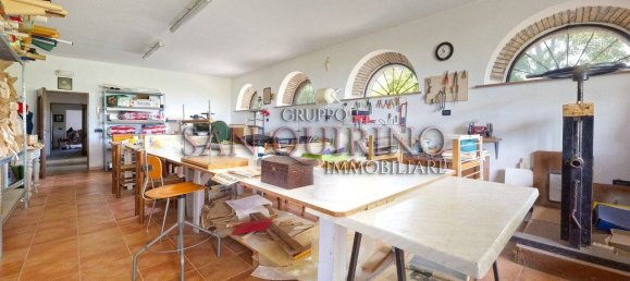 4 bedrooms Villa in Commessaggio, Italy No. 292796 6