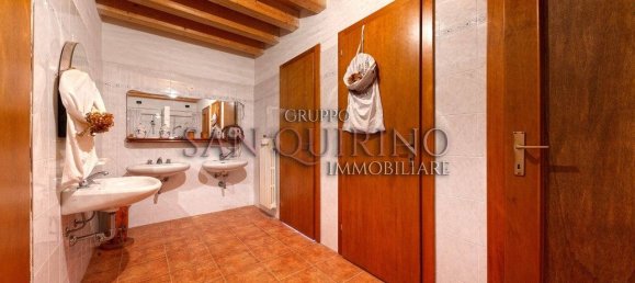 4 bedrooms Villa in Commessaggio, Italy No. 292796 21