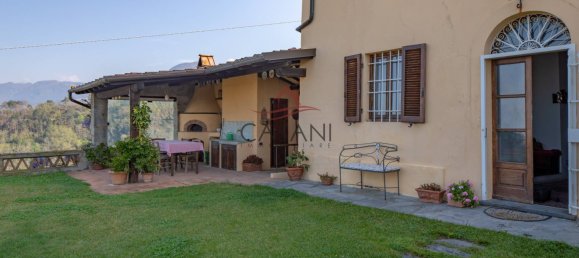 4 bedrooms House in Massarosa, Italy No. 71688 5