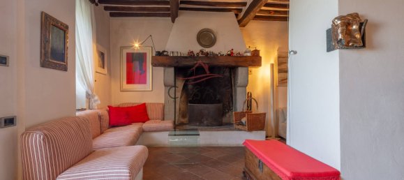 4 bedrooms House in Massarosa, Italy No. 71688 10