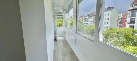 1 bedroom Apartment in Rio de Mouro, Portugal No. 153951 9