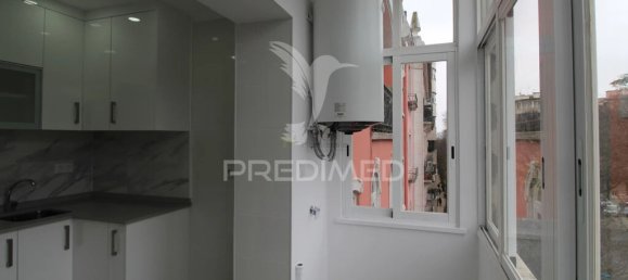 1 bedroom Apartment in Rio de Mouro, Portugal No. 153951 6