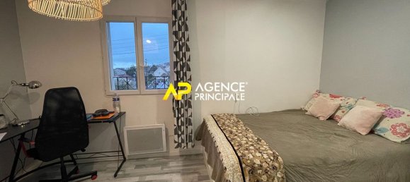 5 bedrooms House in Argenteuil, France No. 162892 12