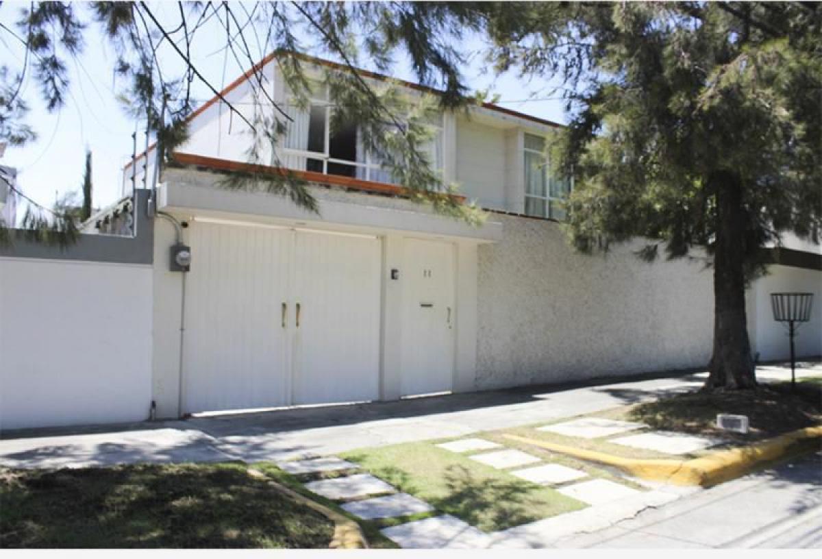 Дом с 4 спальнями в Наукальпан де Хуарес, Мексика № 218834