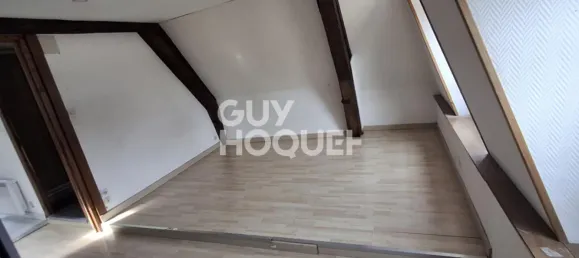 Estudio en Laon, France No. 317017 2