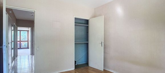 2 bedrooms Apartment in Villejuif, France No. 173022 7