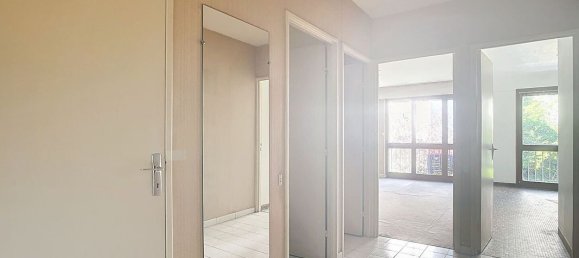 2 bedrooms Apartment in Villejuif, France No. 173022 4