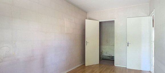 2 bedrooms Apartment in Villejuif, France No. 173022 10