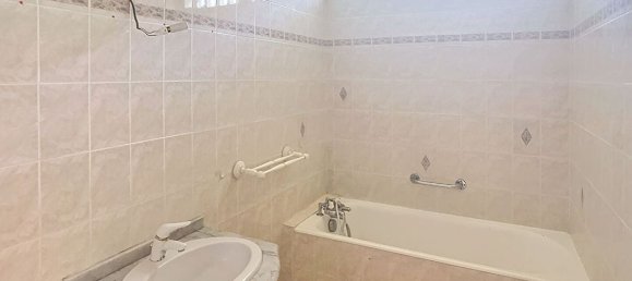 2 bedrooms Apartment in Villejuif, France No. 173022 5