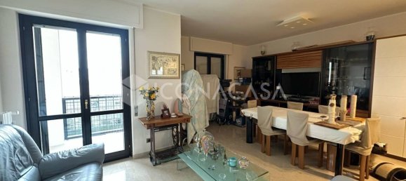 Квартира с 4 комнатами в Битонто, Италия № 21246 10