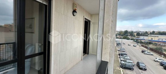 Квартира с 4 комнатами в Битонто, Италия № 21246 16