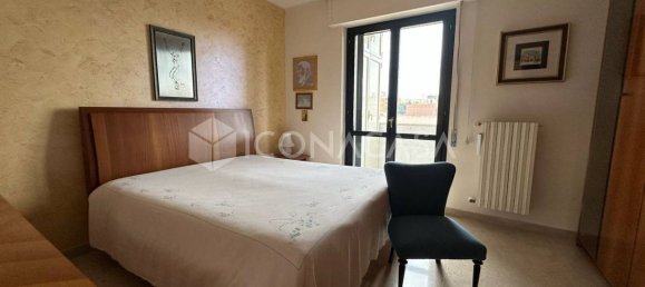 Квартира с 4 комнатами в Битонто, Италия № 21246 15