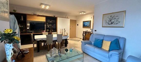 Квартира с 4 комнатами в Битонто, Италия № 21246 9