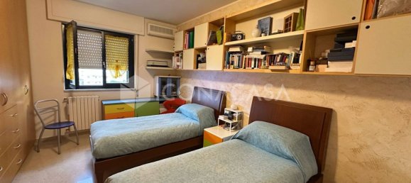 Квартира с 4 комнатами в Битонто, Италия № 21246 20