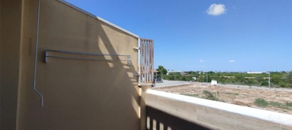 Apartamento de 2 dormitorios en Alicante, Spain No. 141252 9