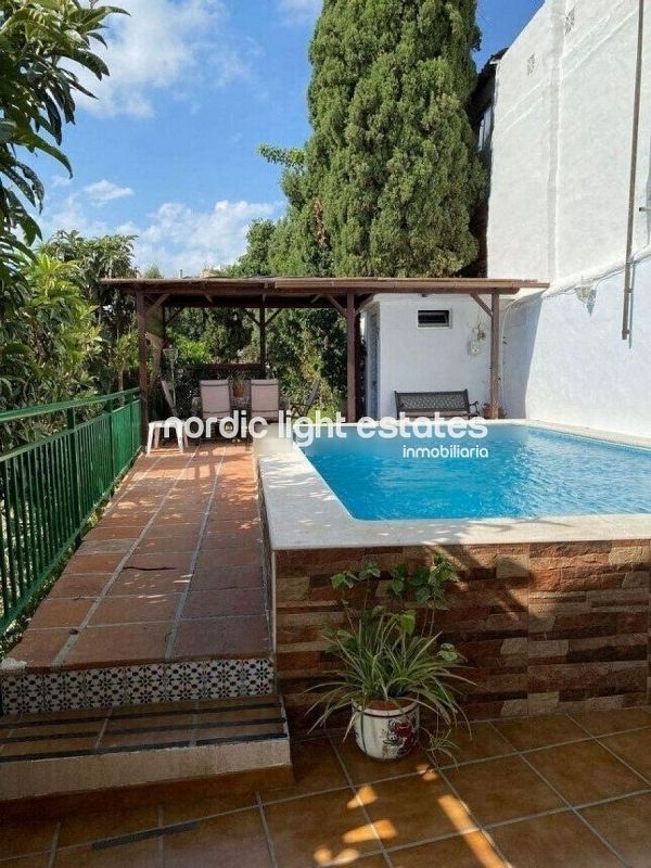 3 bedrooms Townhouse in Velez-Malaga, Spain No. 237038