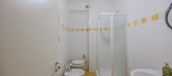 2 bedrooms House in San Miniato, Italy No. 236293 14