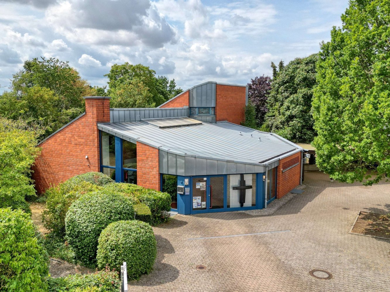 Gebäude in Rhein-Erft, Germany 369m², Nr. 160751