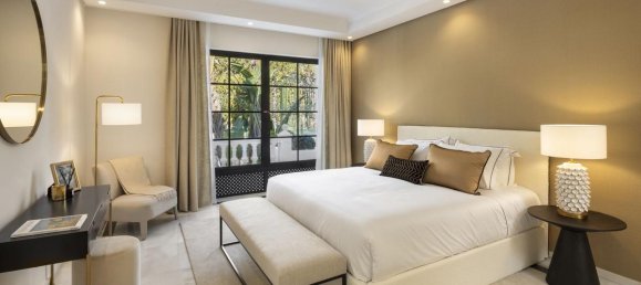 12 Schlafzimmer Villa in Marbella, Spain, Nr. 102147 10