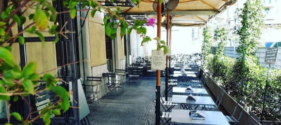 93m² Commercial property in Rome, Italy No. 260500 6