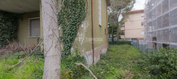 4 rooms House in Cesena, Italy No. 260557 2