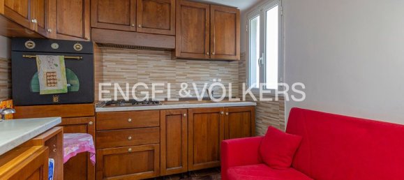 4 rooms House in Rome, Italy No. 128086 21