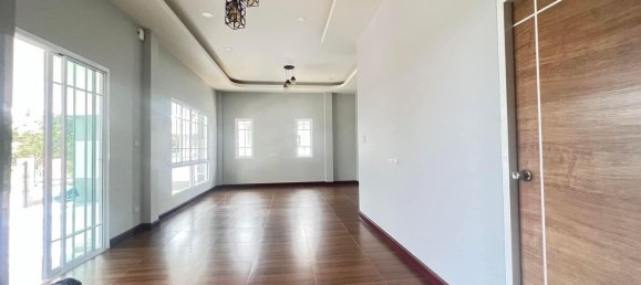 3 bedrooms Cafe / restaurant in Pattaya, Thailand No. 4986 8