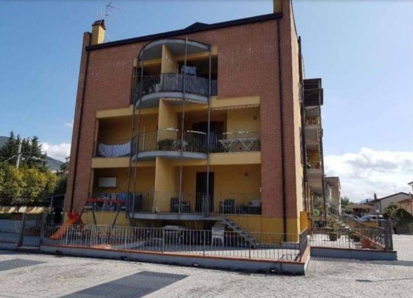 3 rooms Apartment in Terni, Italy No. 208739