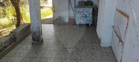 3 bedrooms House in Covilha, Portugal No. 43594 4