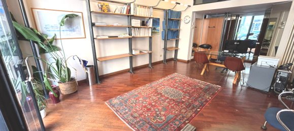 1 room Commercial property in Milan, Italy No. 328944 2