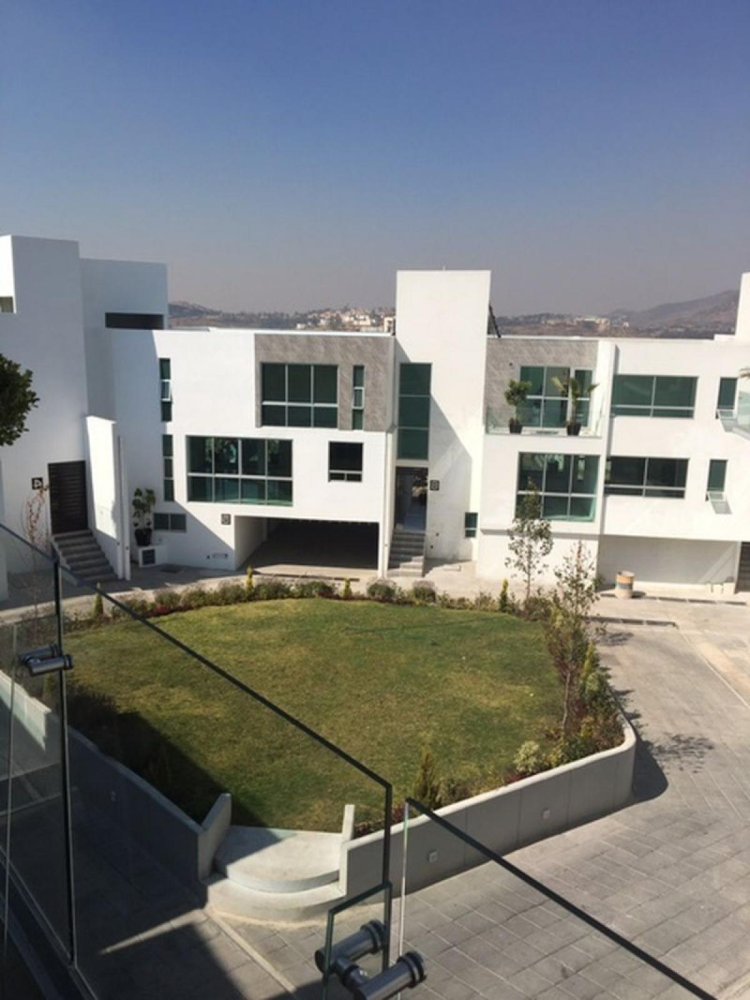 3 bedrooms House in Naucalpan de Juarez, Mexico No. 219723