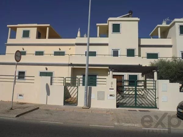 Villa de 4 dormitorios en Olhao, Portugal No. 316107